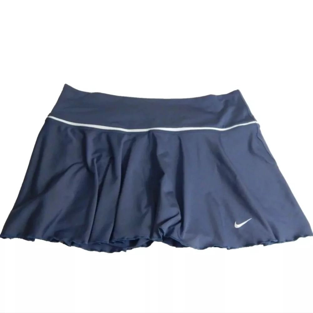 Nike Gray Ruffle Edge Tennis Skort